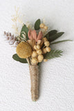 Cute Men's Boutonniere for Autumn Weddings