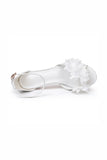 White Open Toe Chunky Heels Bridal Shoes with Flowers