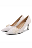 Simple Pointed Toe Bridal Shoes with Flower