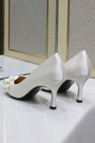 Simple Pointed Toe Bridal Shoes with Flower