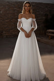 Sweetheart Ivory Tulle A Line Wedding Dress with Lace